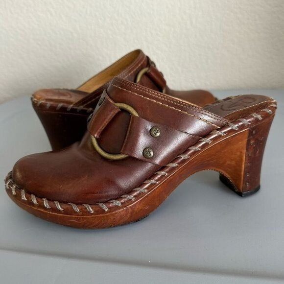 FRYE Women's Charlotte Logo Ring Tan Cognac Leather Clog/Mule Sz 6 - Picture 12 of 12
